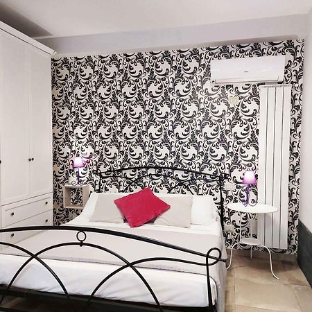 Sweet Home & Wellness Luxury Apartment Nettuno Exterior photo